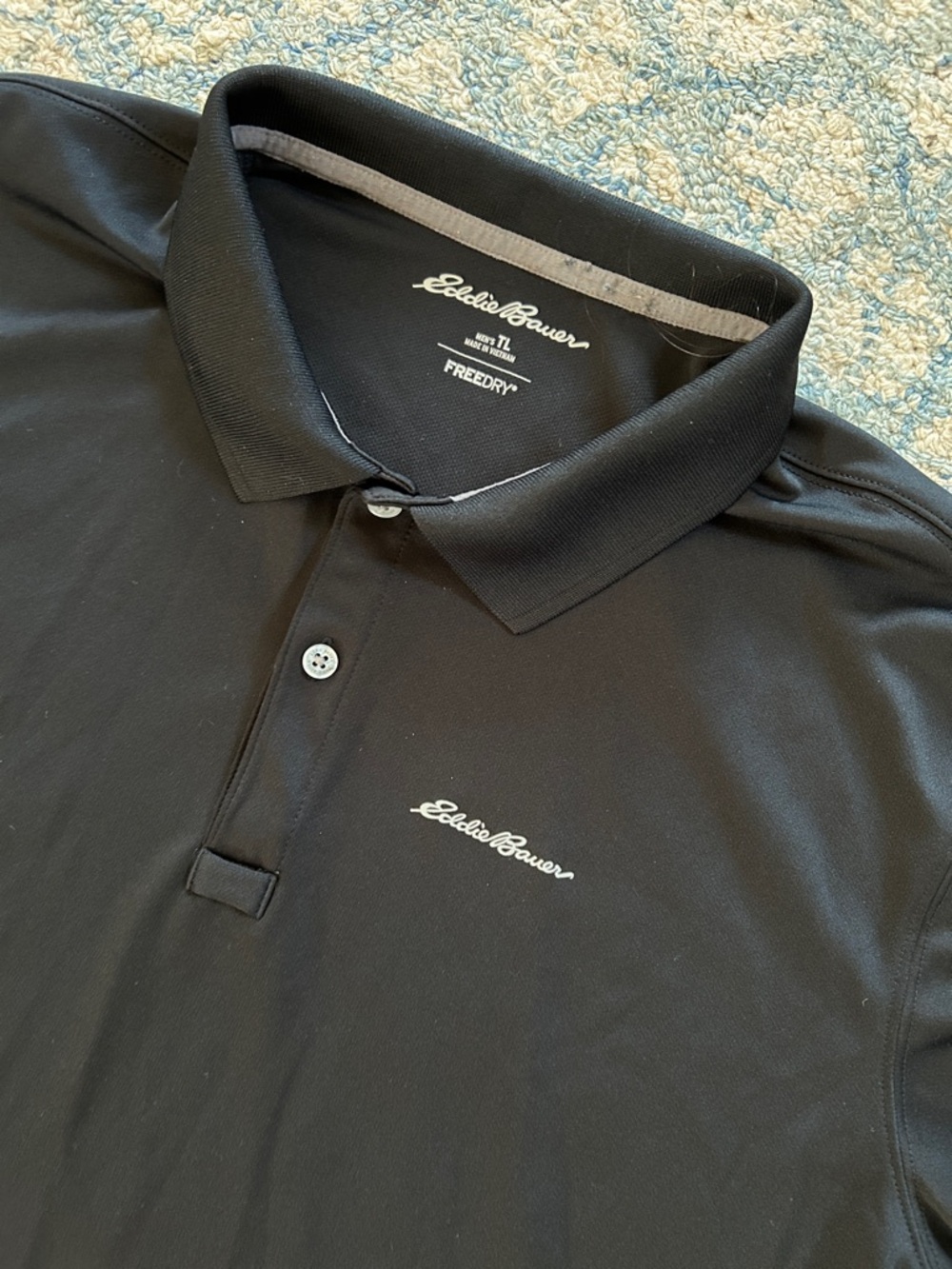 Lightweight Eddie Bauer Men's Black Polo with White Logo